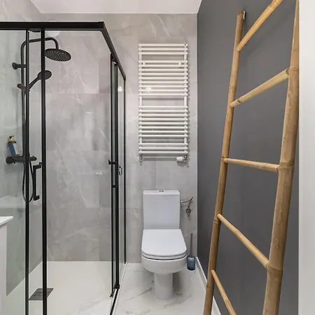 Apartamento Burakowska 16b - With Balcony By Renters